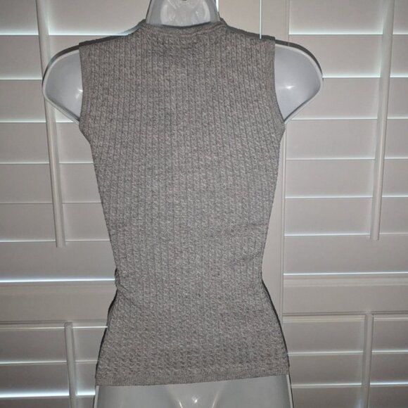 WeWoreWhat Heather Cable Knit Snap Front Rib Fitted Henley Muscle Tank Top Shirt - Picture 7 of 7